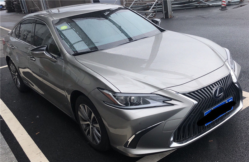 雷克薩斯 ES300h